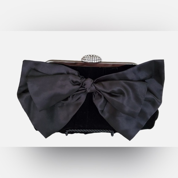 Vintage Neiman Marcus Elegant Black Clutch with Bow - Picture 1 of 7
